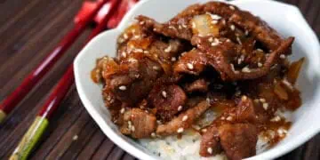 Говядина в имбирном соусе