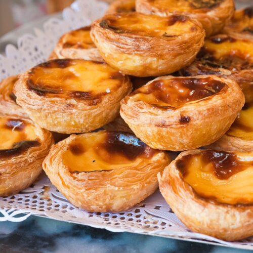 Паштейш - португальские пирожные с заварным кремом | Рецепты