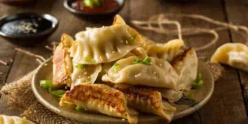 гёдза - японские пельмени из свинины